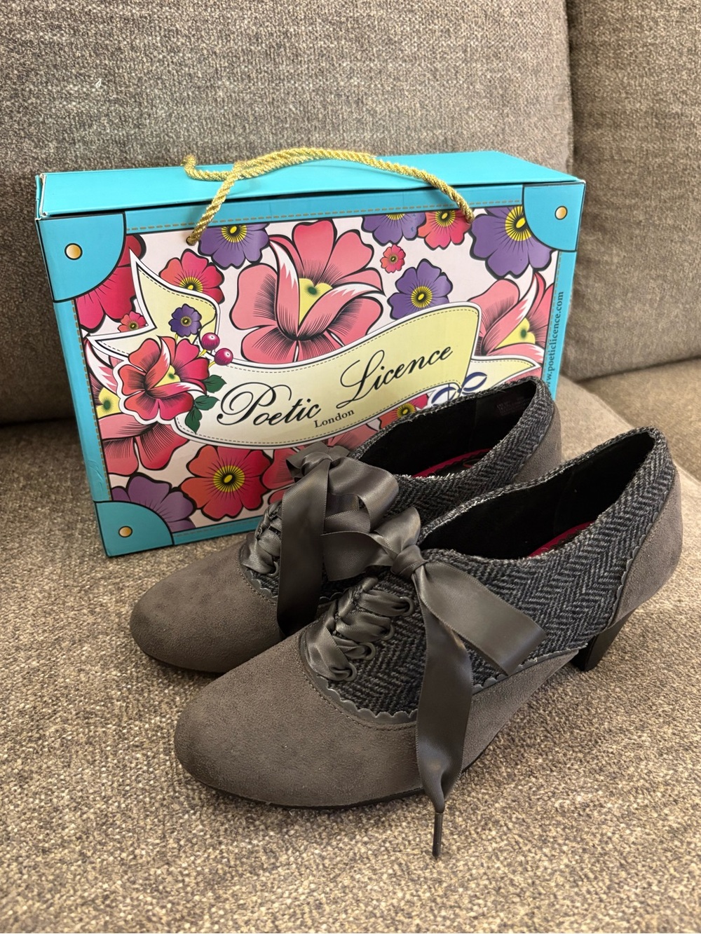 New Poetic License Gray Herringbone Heels with Satin Ribbon NIB